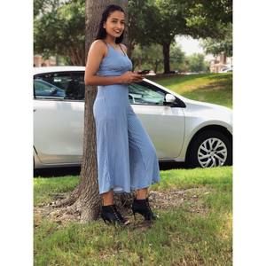 Meet your Posher, Savyata